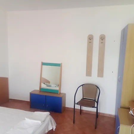 Apartment Lyana 46 *